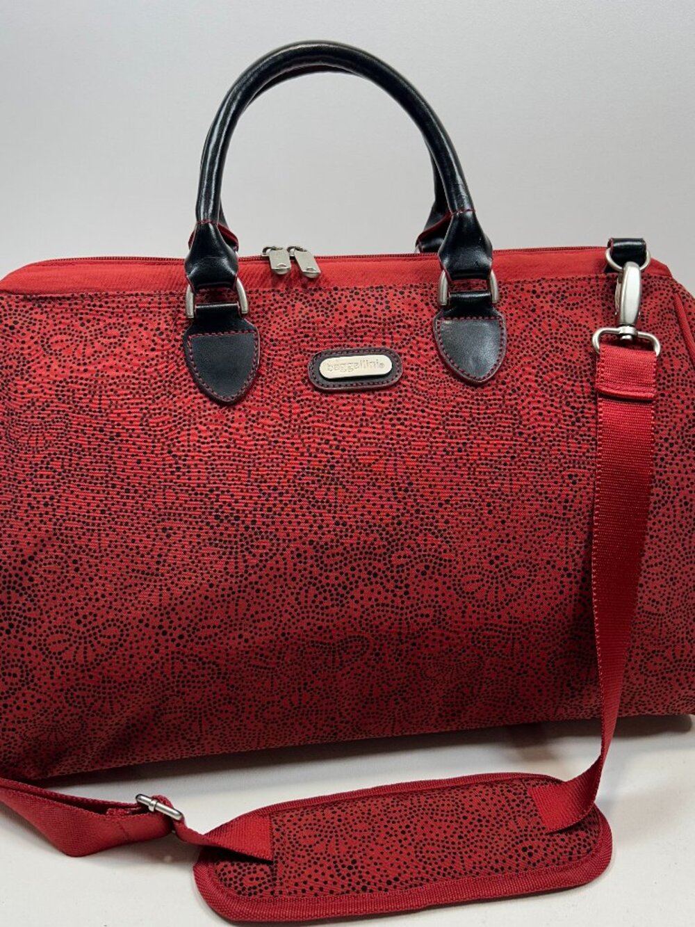 BAGGALLINI Red Semi-Structured Weedender Travel Dufflel Crossbody